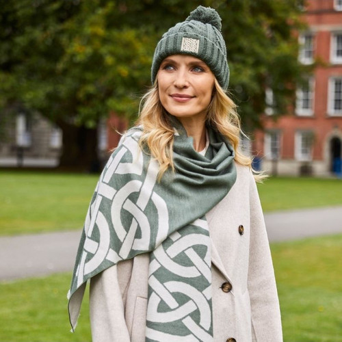 BK9061-OS Celtic Knot Aran Knit Pom-Pom Hat ShamrockGift.com