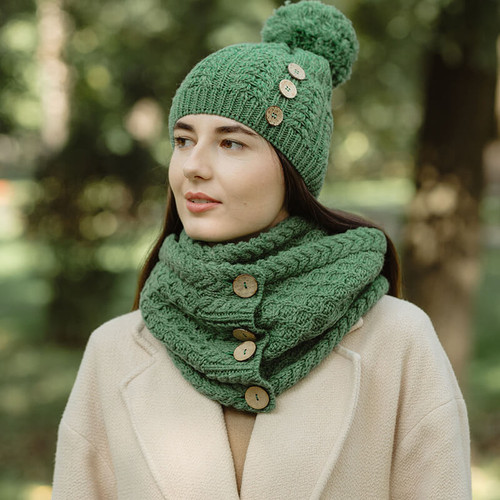 ML303 105 Green Aran Infinity Scarf with Buttons Lifestyle ShamrockGift.com