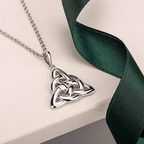 Solvar Sterling Silver Trinity Knot Necklace S4095 ShamrockGift.com