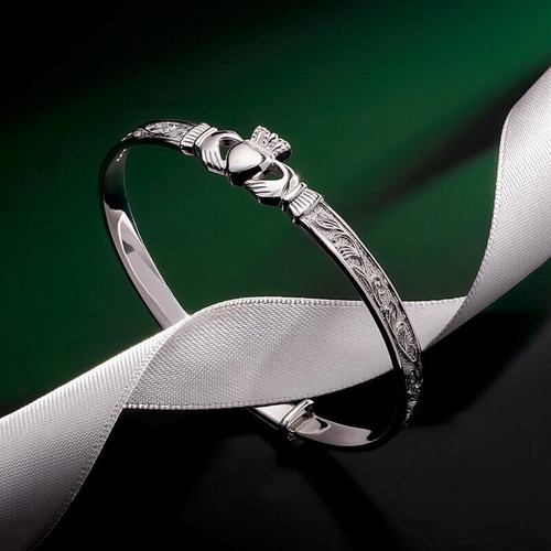 Solvar Sterling Silver Irish Claddagh Kids Bangle S5268 ShamrockGift.com