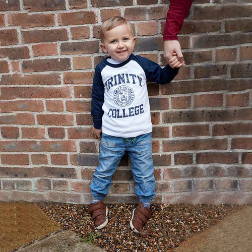 Traditional Craft White-Navy Trinity College Seal Long Sleeve Top TRIN7002 ShamrockGift.com